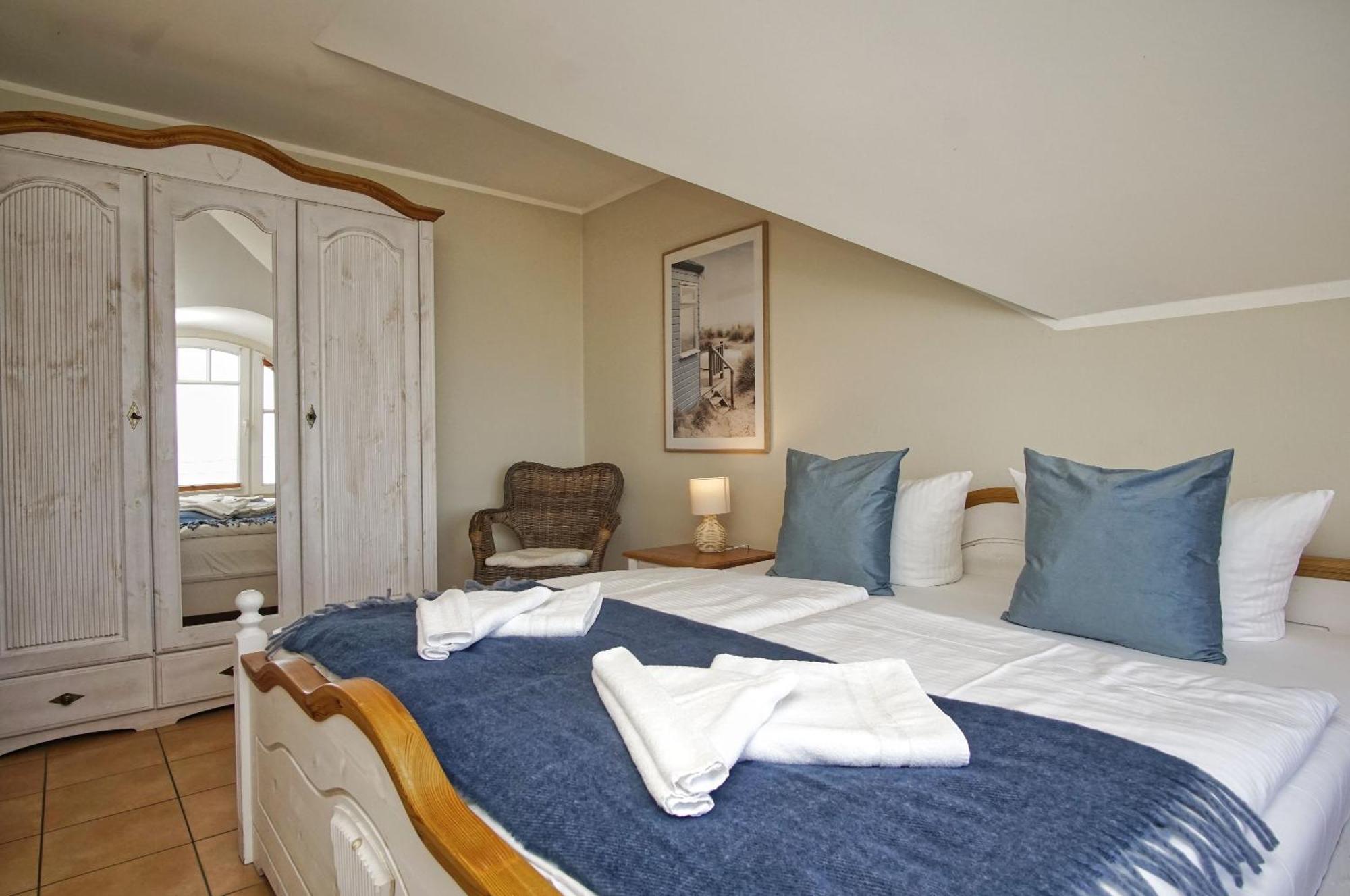 Ferienwohnung Mit Traumhaftem Meerblick - Haus Am Meer Fewo 10 Lohme Exterior foto