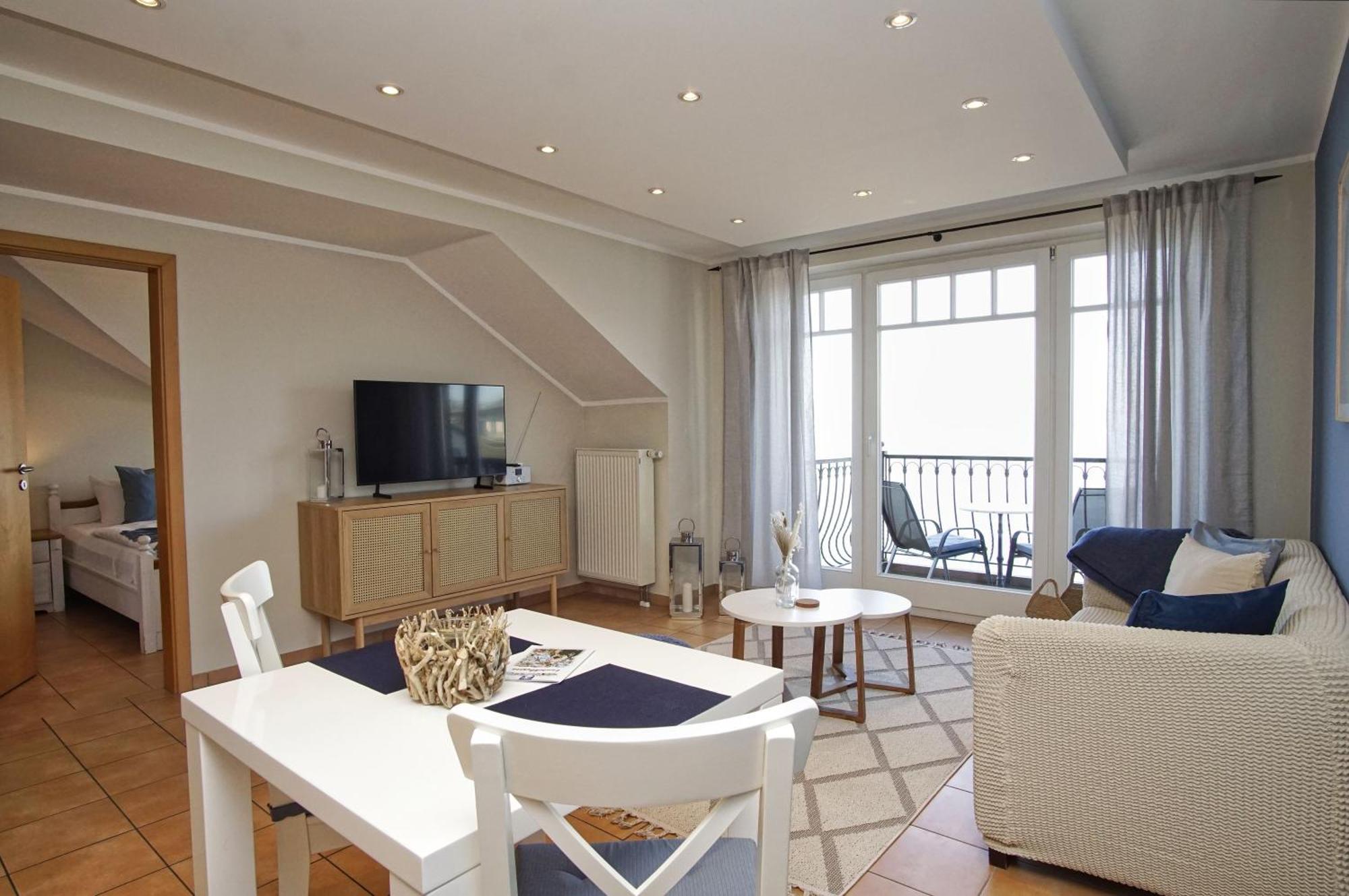 Ferienwohnung Mit Traumhaftem Meerblick - Haus Am Meer Fewo 10 Lohme Exterior foto